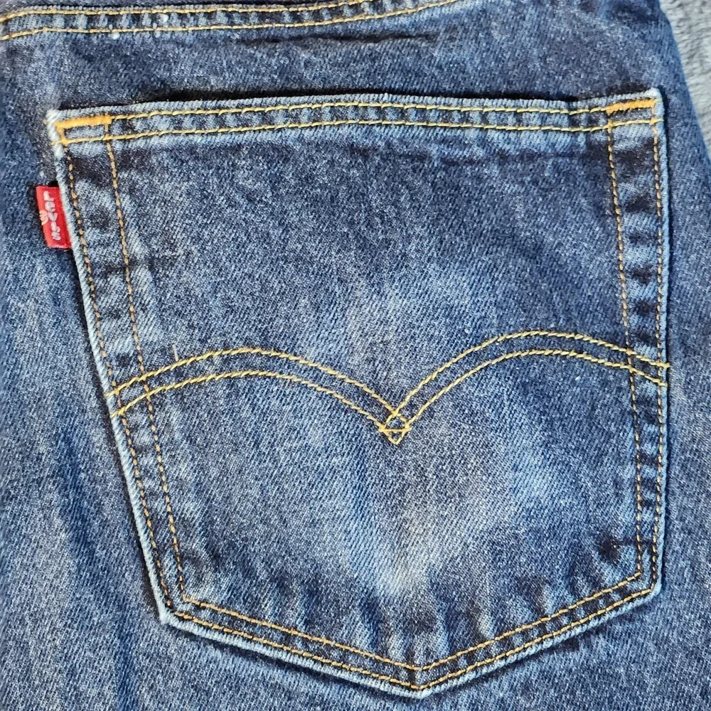 Levis 505 Jeans Mens 38x32 Blue‎ Classic Straight Leg Mid Rise Dark Wash Denim